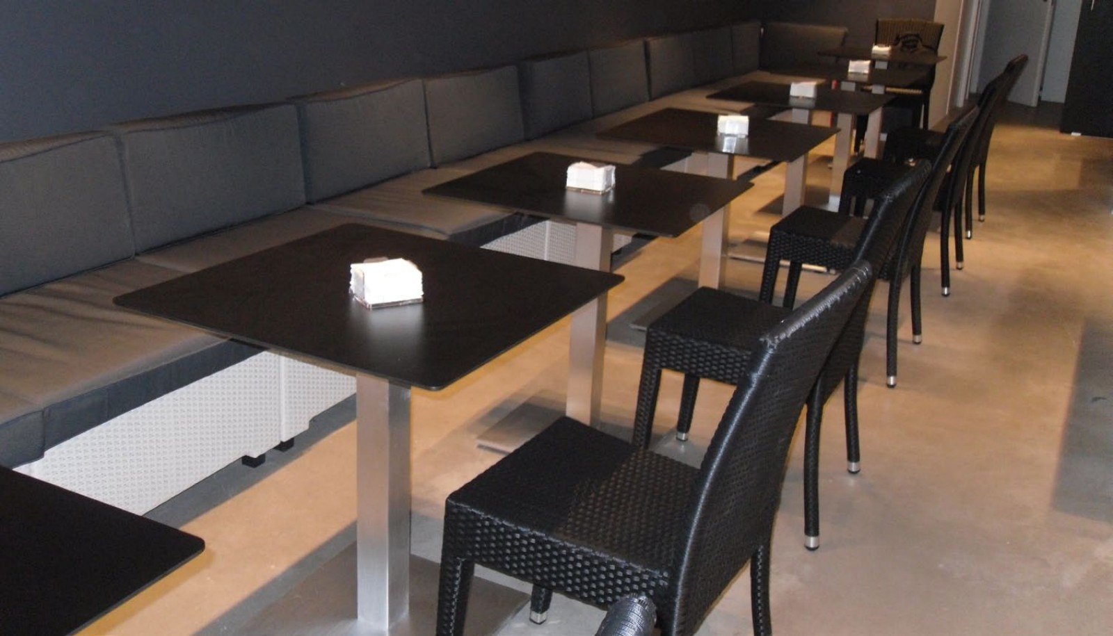 modula cafe 1600x1200 03 1