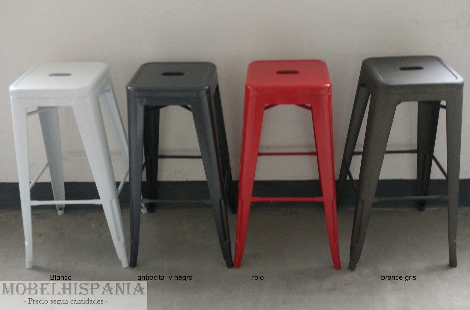 Passion-negro-taburete-tolix_01 Passion negro taburete