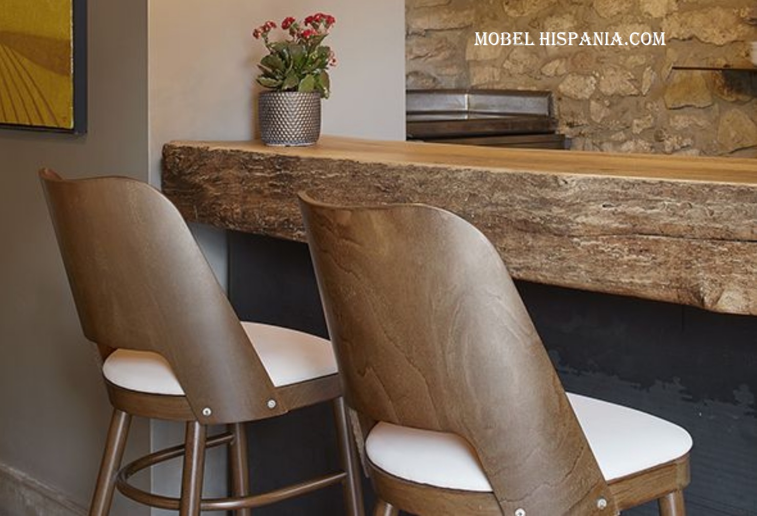 BENETO taburete nogal 02 1