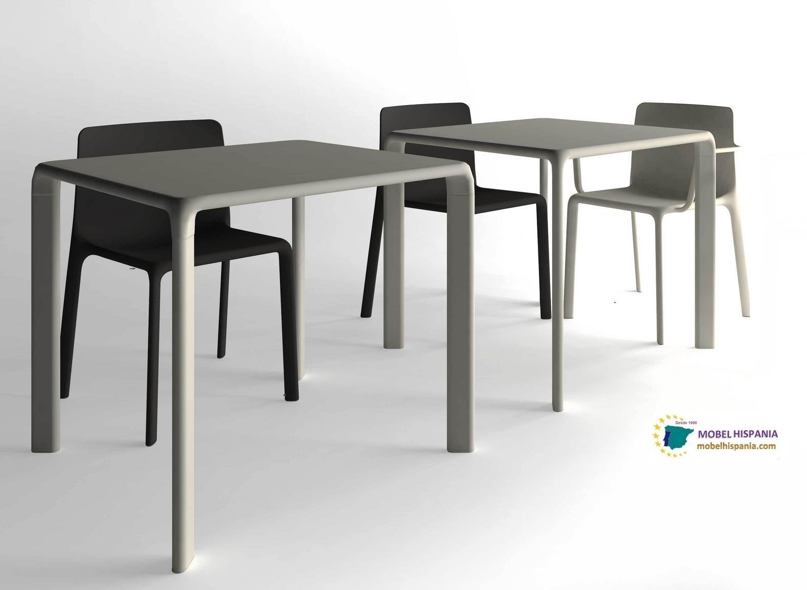 V2KES sillon polipropileno negro 01 3