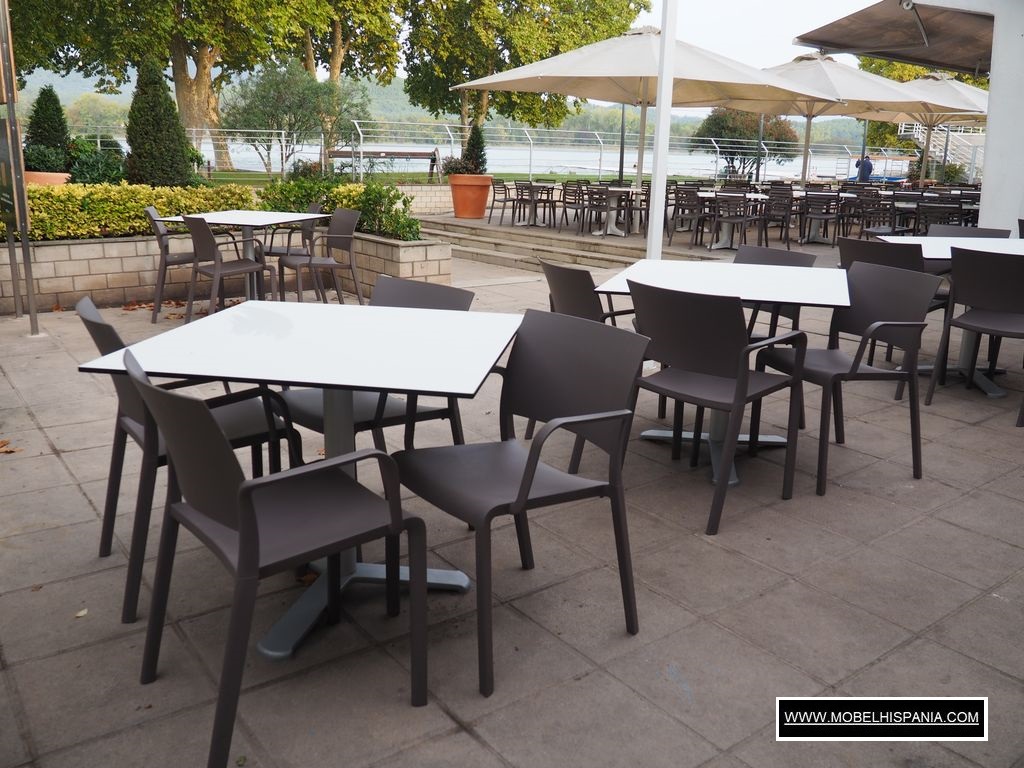 NEW-Fiona-chocolate-w_20-3 NEW Fiona chocolate w 20 3