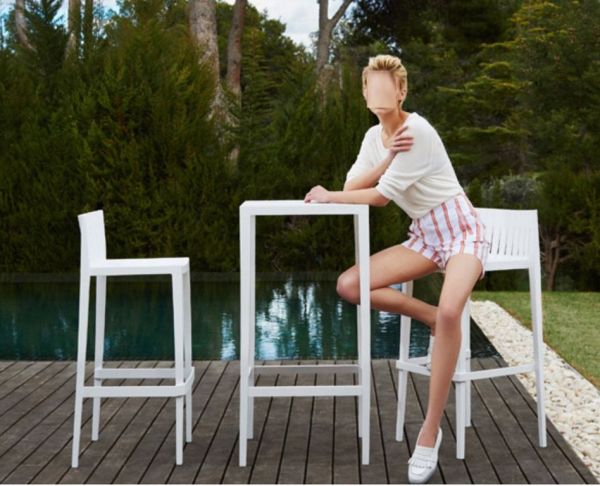 v3spritz Mesa alta negro 05 1