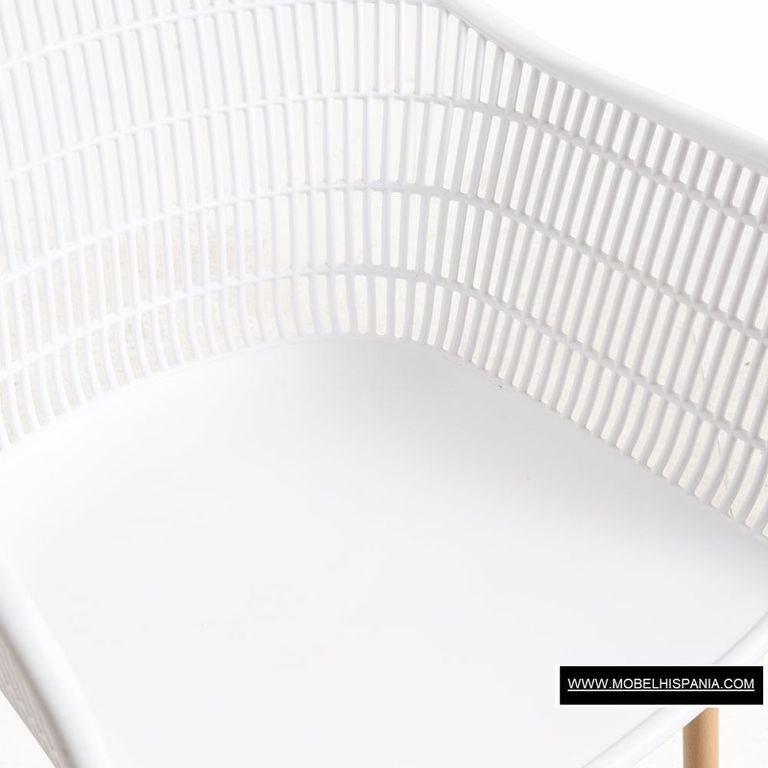 Beket sillon negro w 06 1