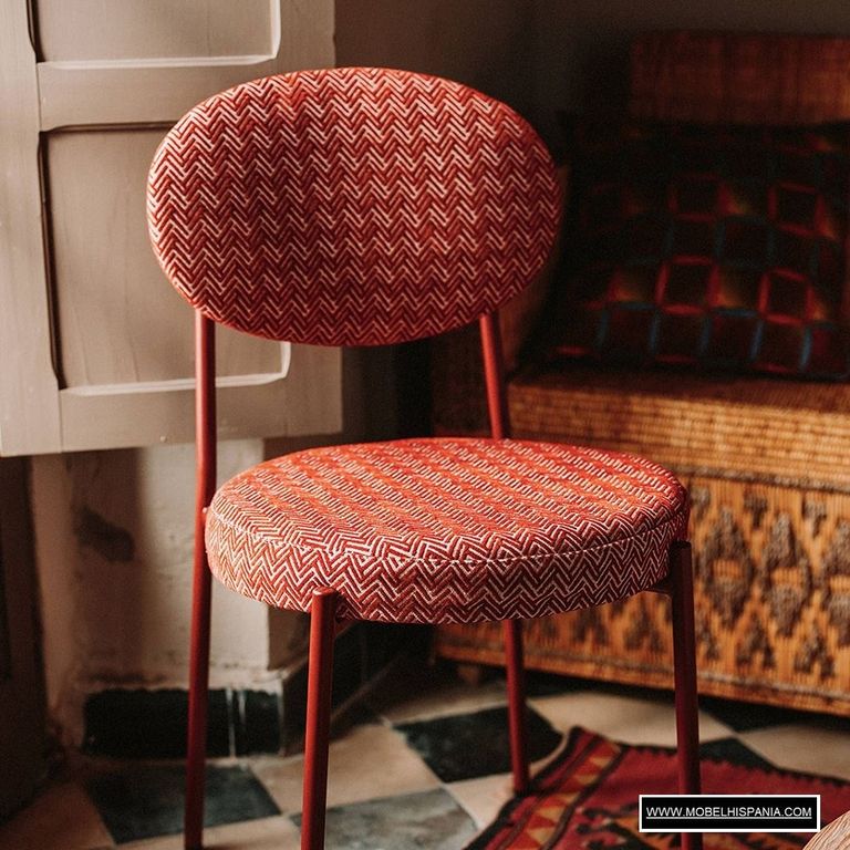 CHARLOTTE PRASLIN terracota w 10 11