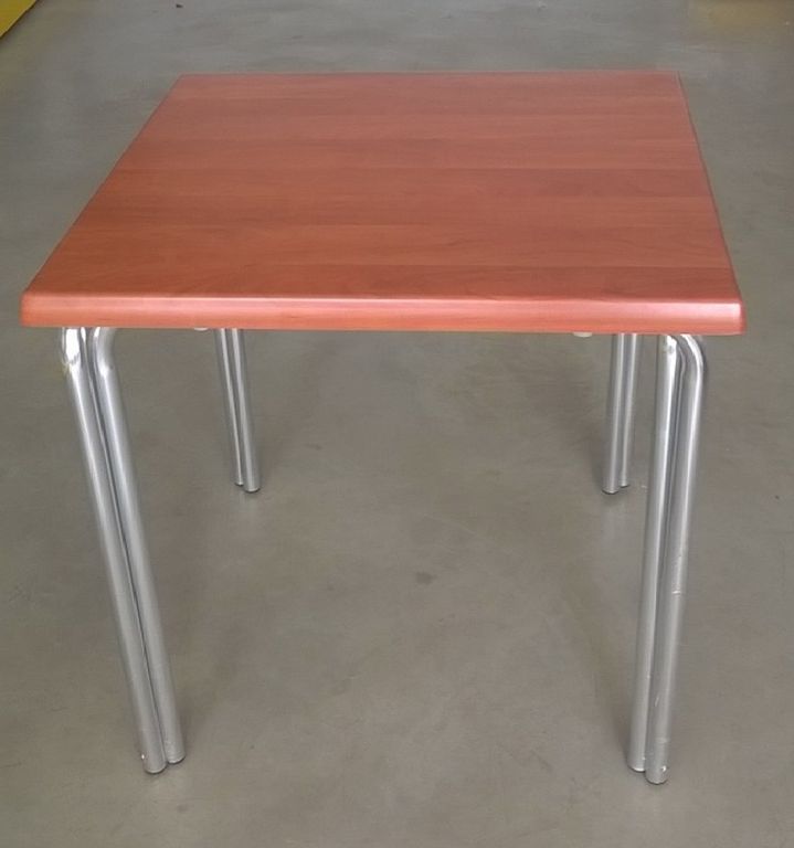 382 mesa aluminio werzalit 01