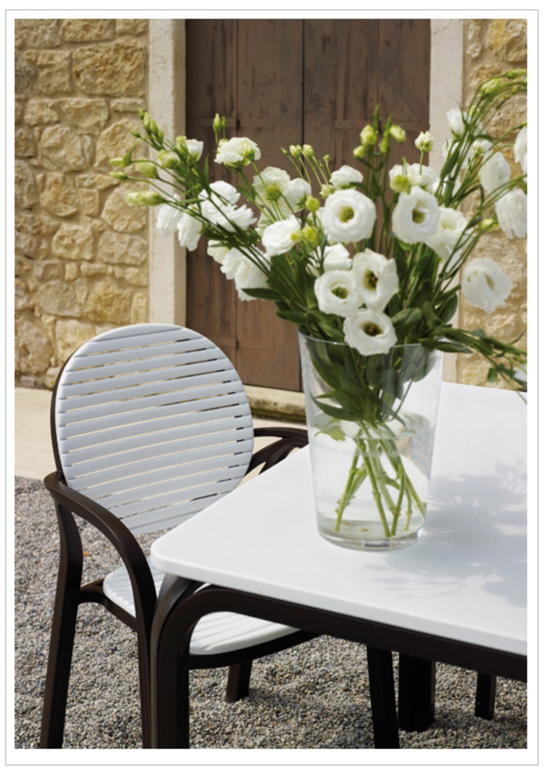 gardenia blanco sillon resina tortora terreza 05 1