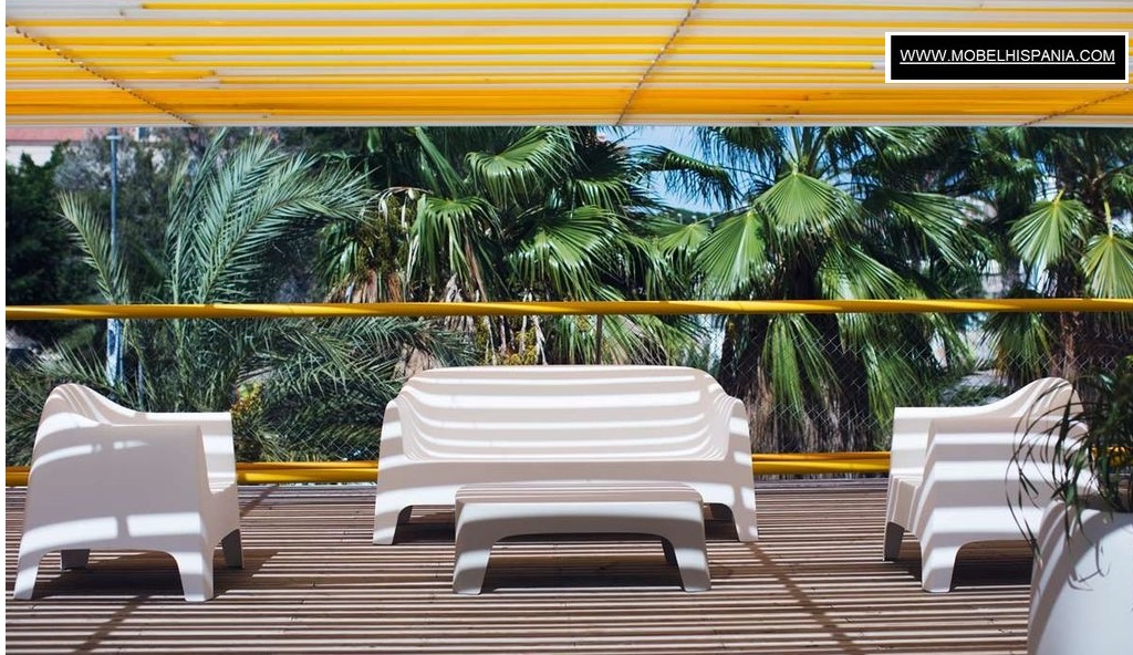 V6SOL2 sofa negro 1 08 2