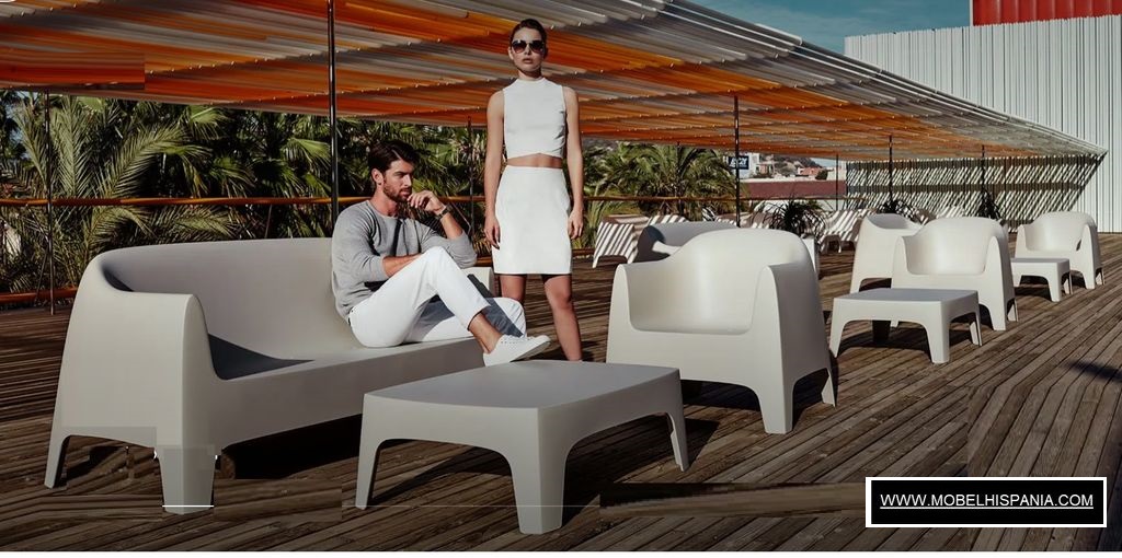 V6SOL2 sofa negro 1 09 2