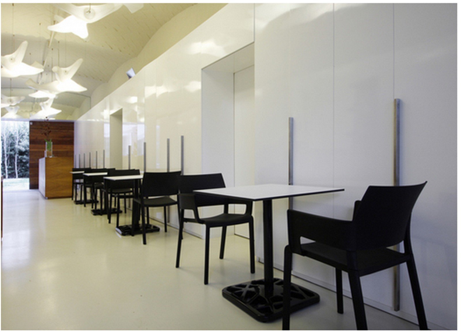 net_mesa_aluminio_pie_central_compacto_blanco__07 net mesa aluminio pie central compacto blanco 07