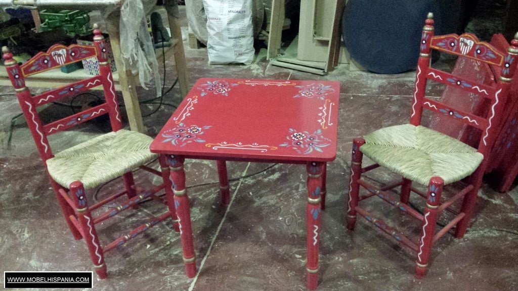 patio silla sevillana feria decorada 15