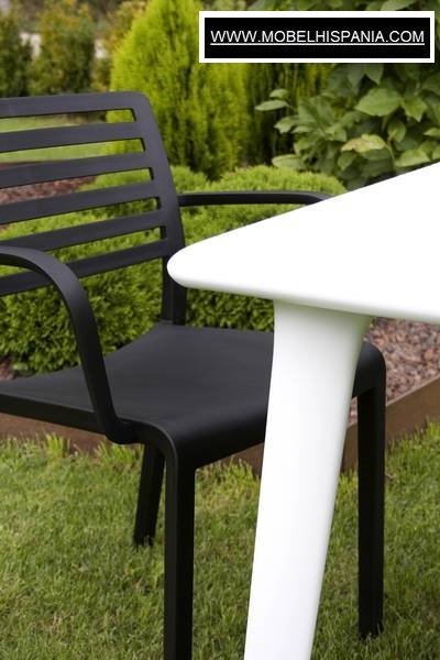 LAMA-sillon-chocolate-w_12-3 LAMA sillon chocolate w 12 3