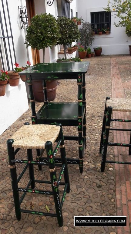 Mesa alta verde cuadrada 09