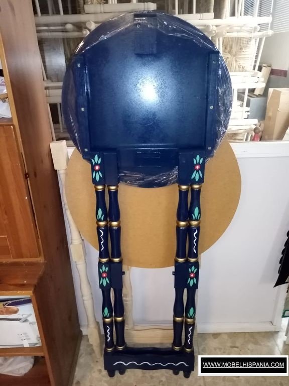 Mesa alta verde cuadrada 11