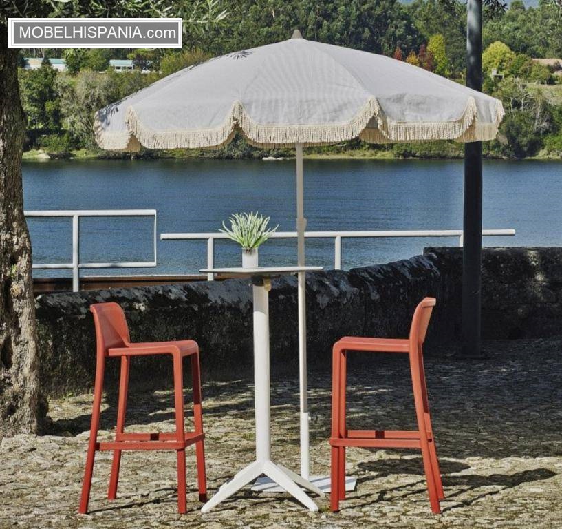 ATTICO taburete apilable brick 1