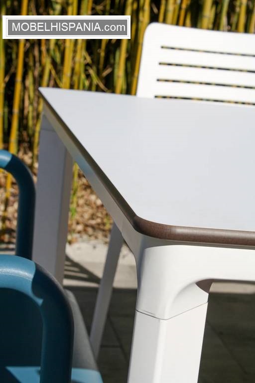 MEET mesa blanca larga 1