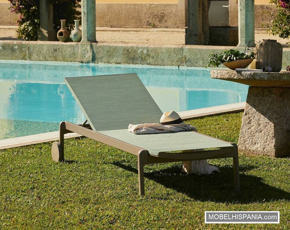 VILA-tumbona-5 VILA tumbona 5