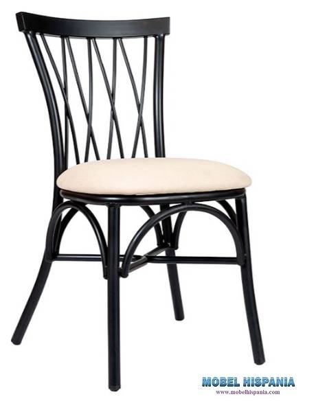 168 Silla alu negra tapizada arena