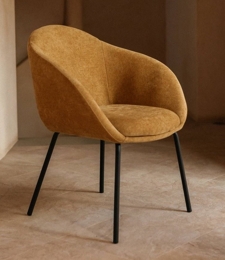 MARVIN sillon tapizado curry 4